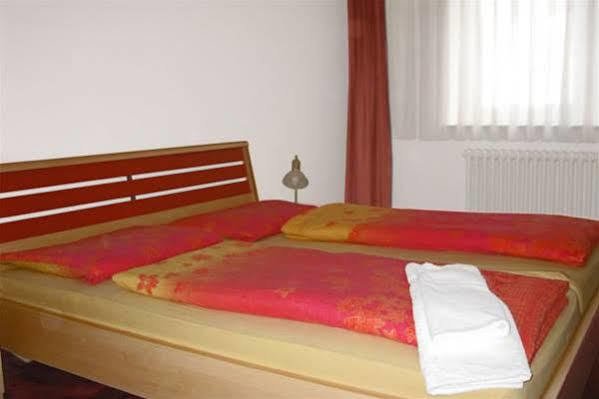 Altstadt Self Check-in Hotel *